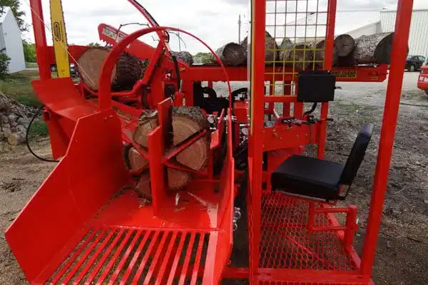 Blockbuster Model 22-20 Firewood Processor Blockbuster Model 22-20 Firewood Processor